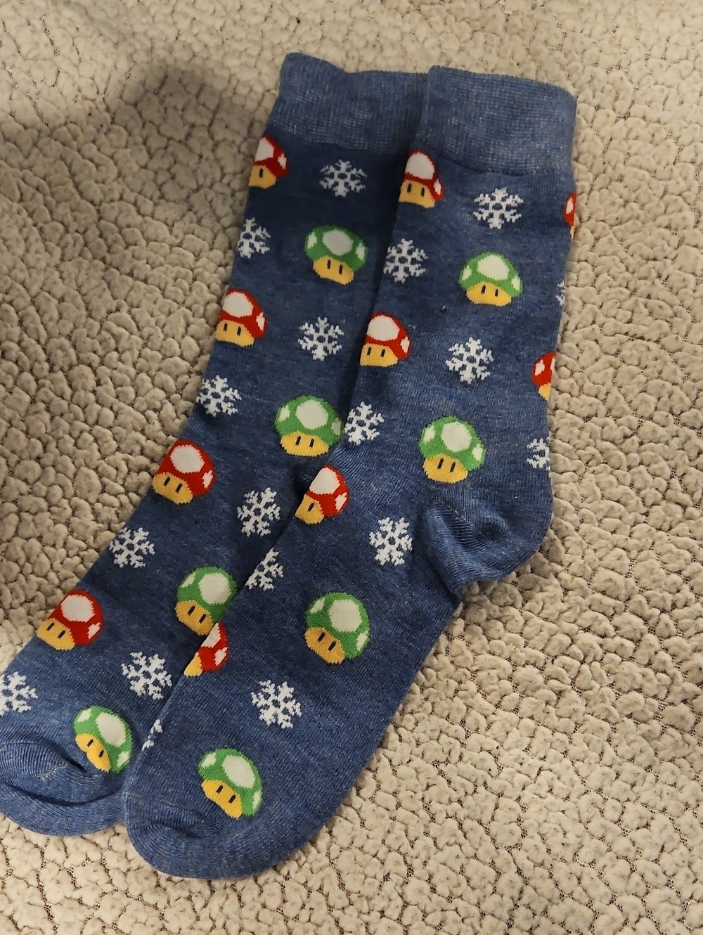 Men's Novelty Blue Crew Socks with Nintento Mushroom Pattern